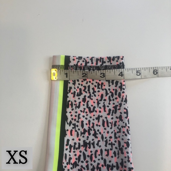 DKNY Sport Neon Pink & Yellow Patterned Leggings, Multiple Sizes, NWT! - Picture 7 of 15